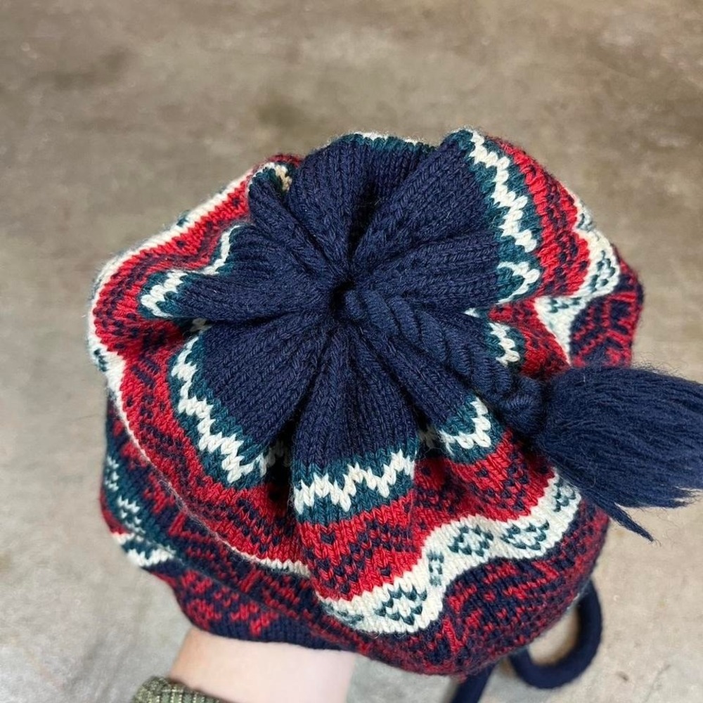 vintage‎ wool navy and red turtle fur beanie - Picture 3 of 6
